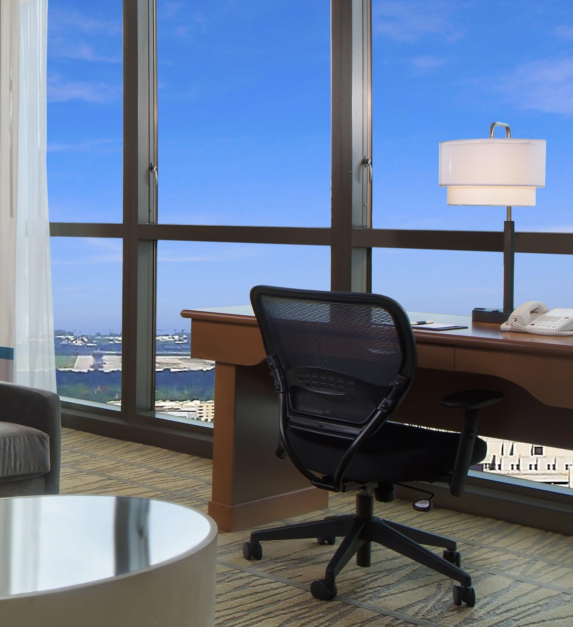 Doubletree By Hilton Hotel Miami Airport & Convention Center Extérieur photo