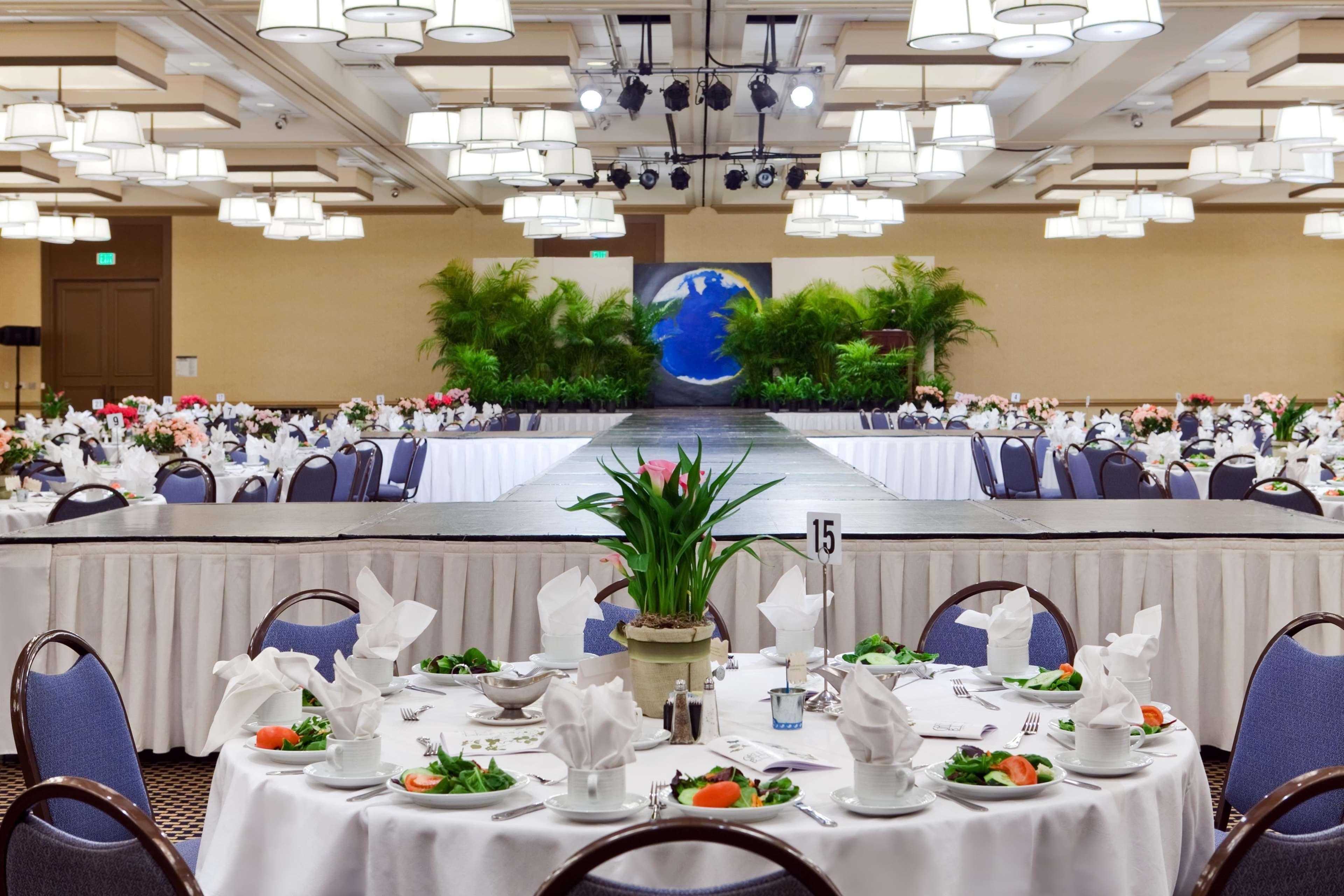 Doubletree By Hilton Hotel Miami Airport & Convention Center Extérieur photo
